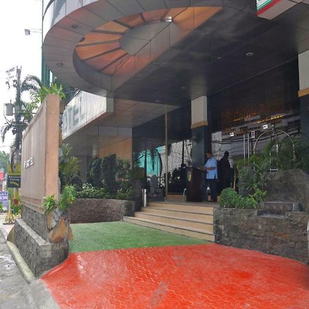 Eurotel North Edsa Quezon City Exterior photo