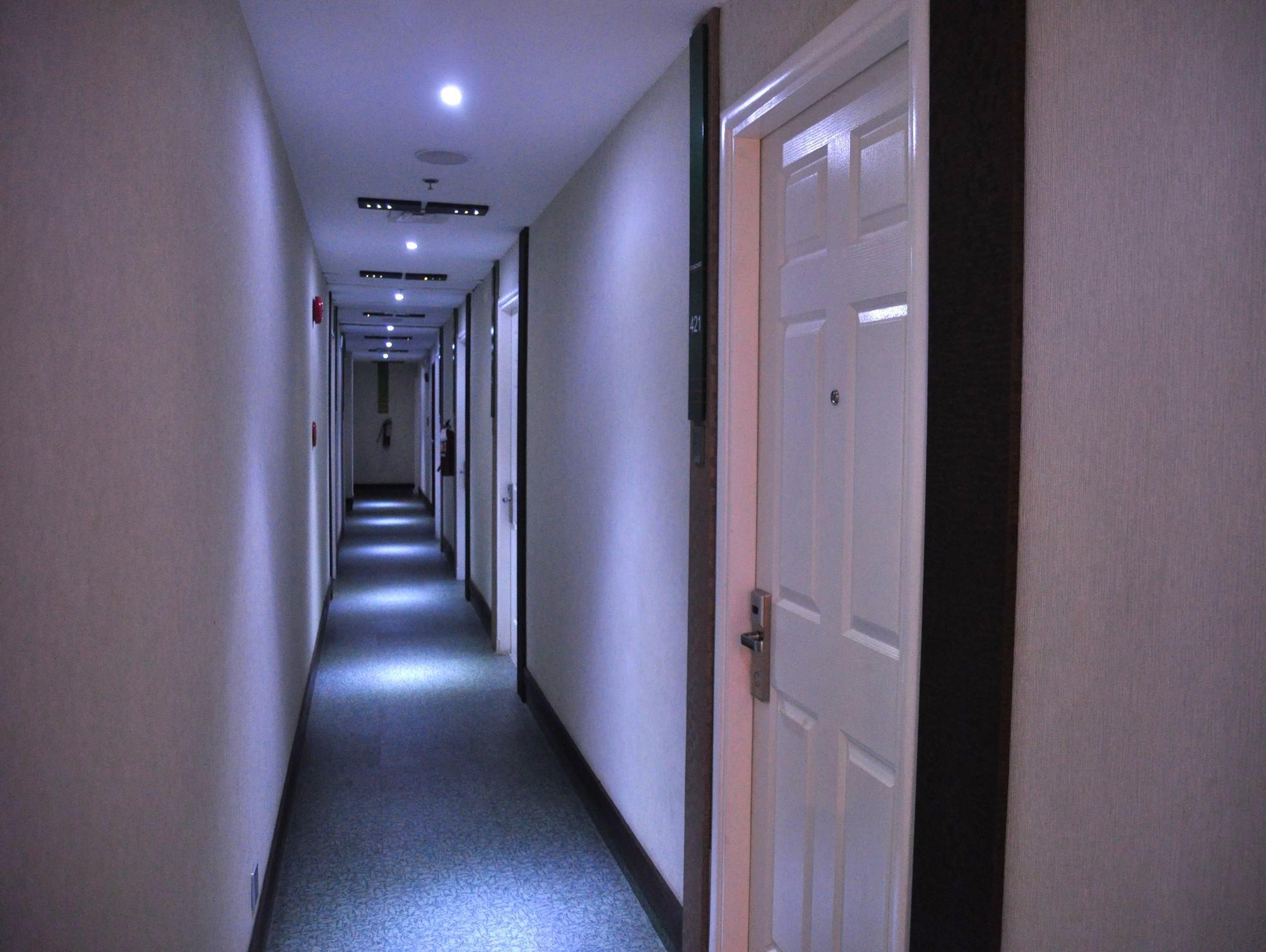 Eurotel North Edsa Quezon City Exterior photo