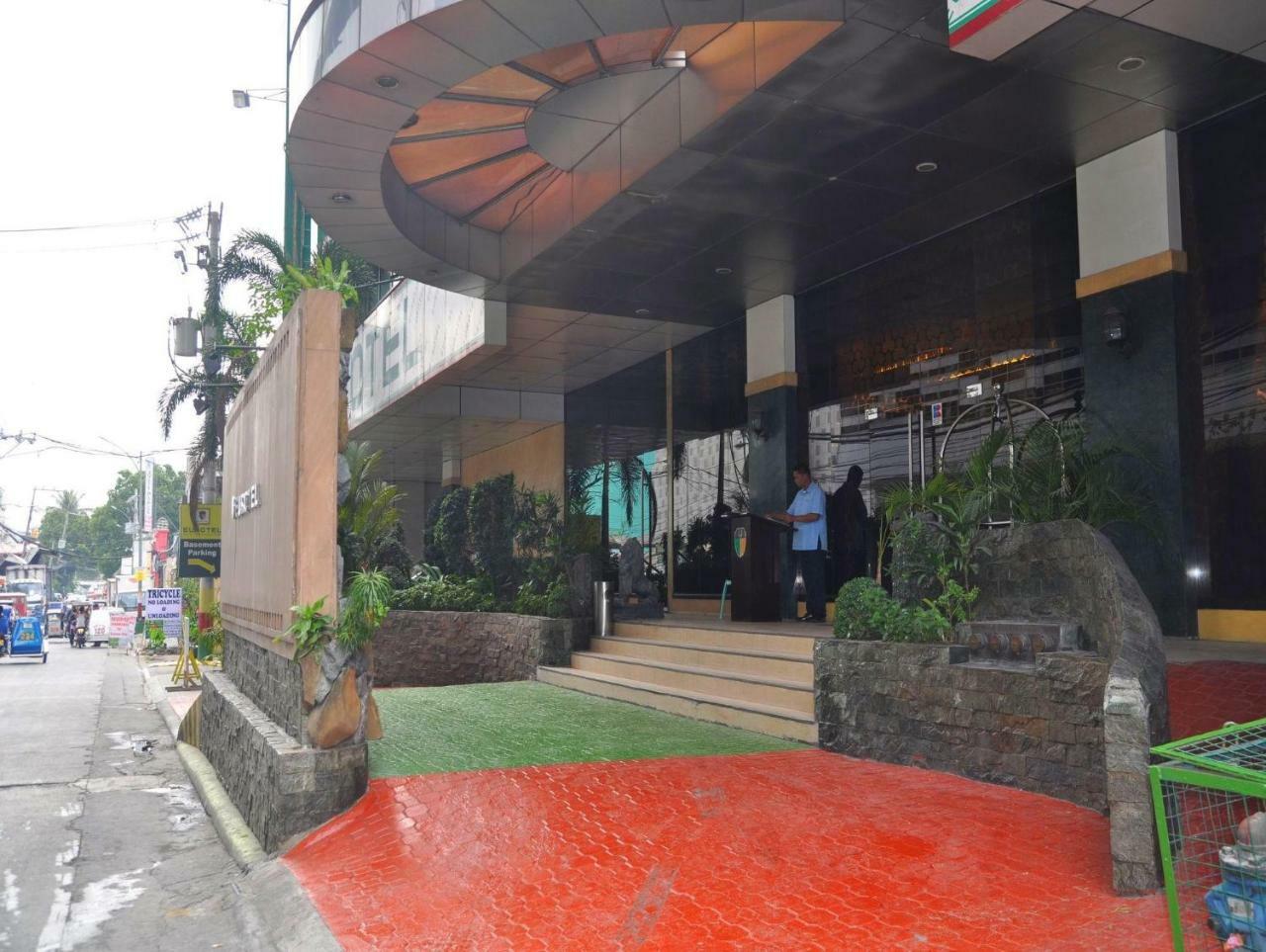 Eurotel North Edsa Quezon City Exterior photo